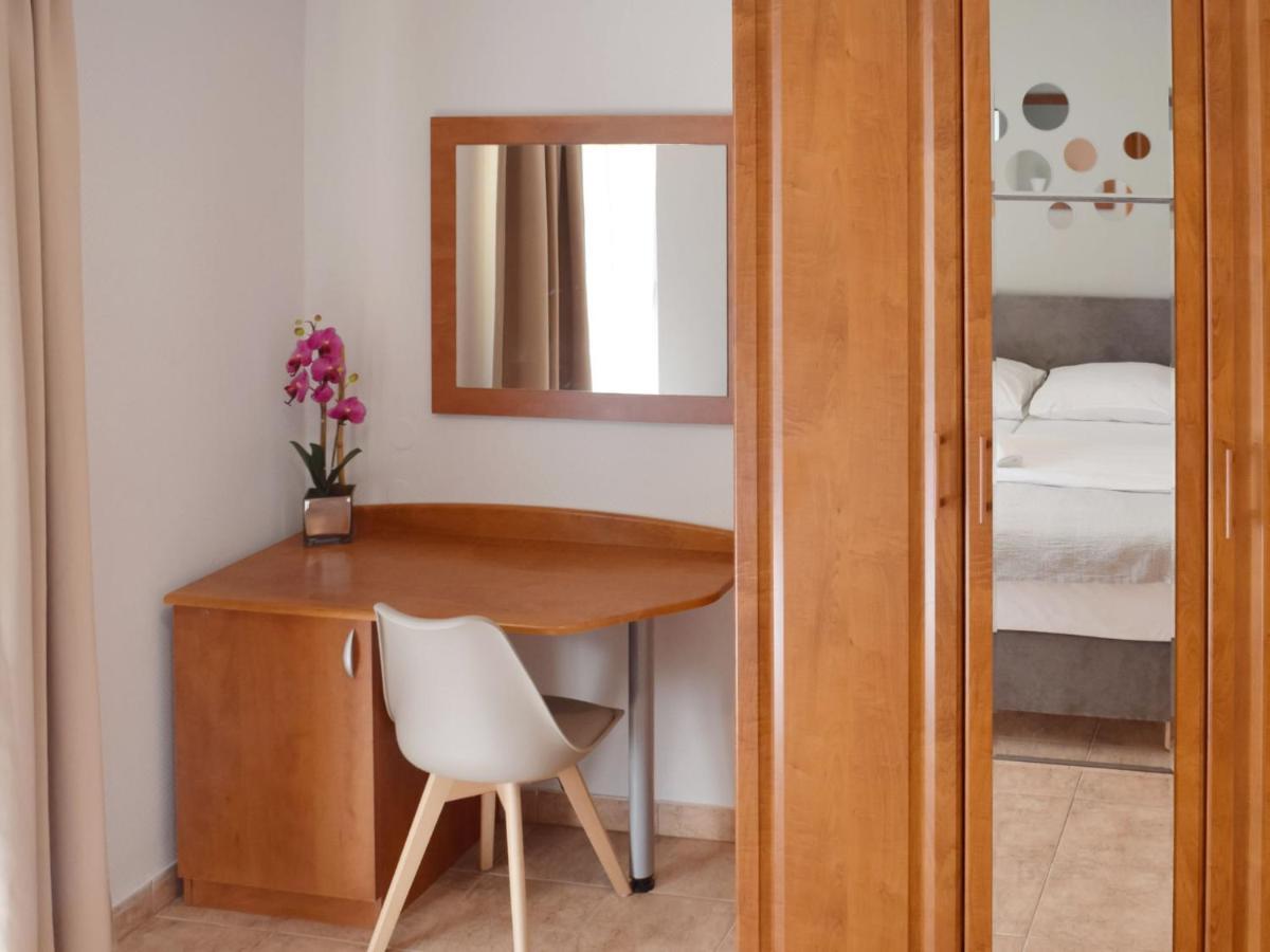 Apartment Matilde Beach Resort-2 Vodice Bagian luar foto